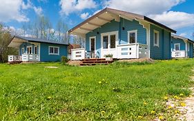 Domek Caloroczny Na Wylacznosc Niebieska Osada Nad Gorskim Potokiem
